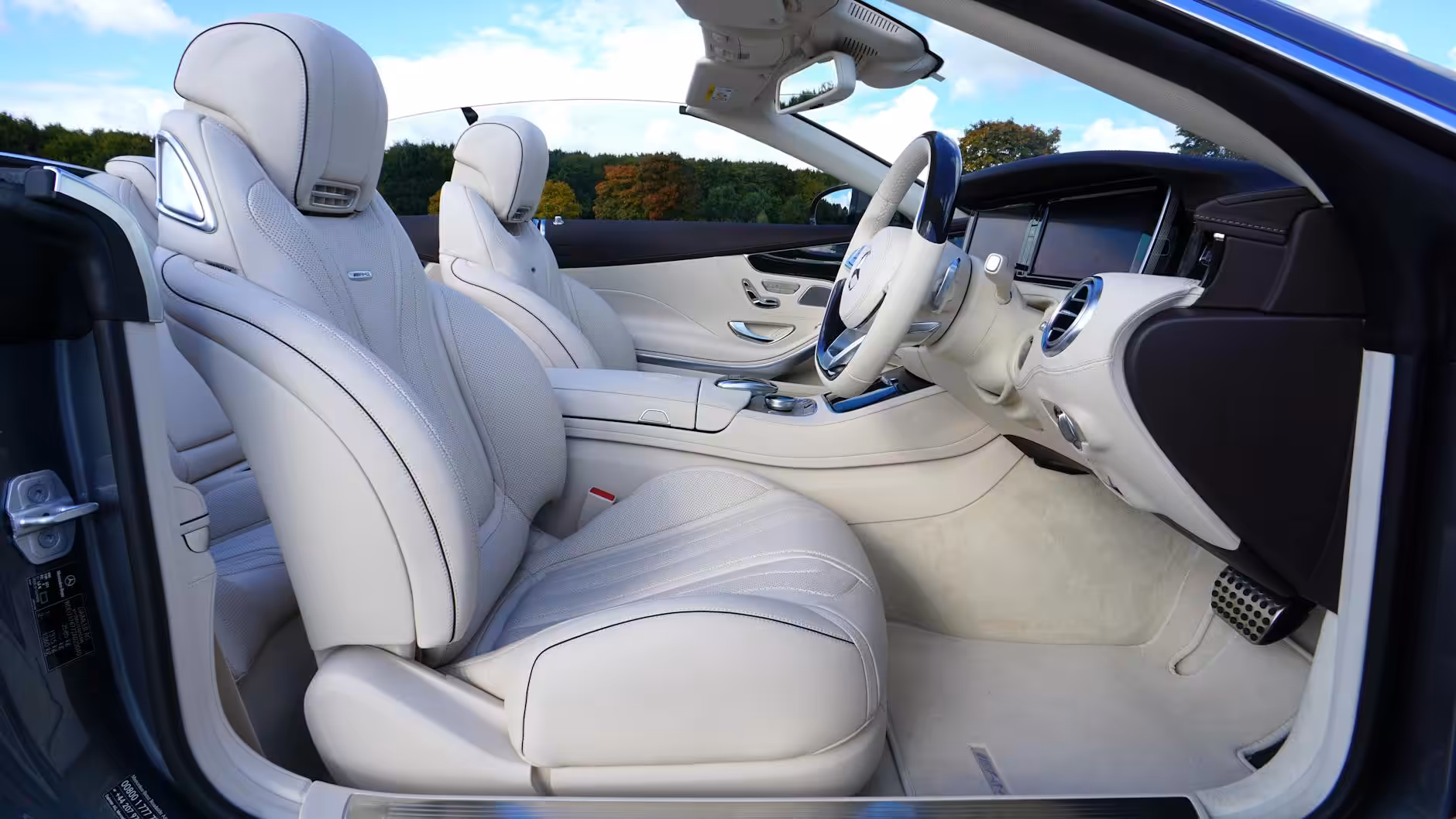 white leather bucket car seat - mobile car detailing in san diego