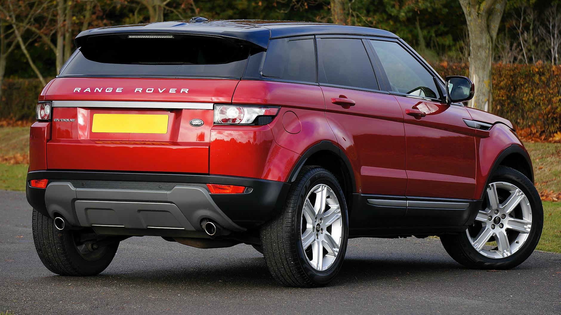 red land rover range rover